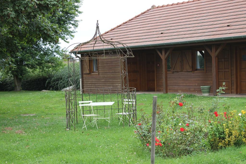 Auberge De Villequier Exterior photo